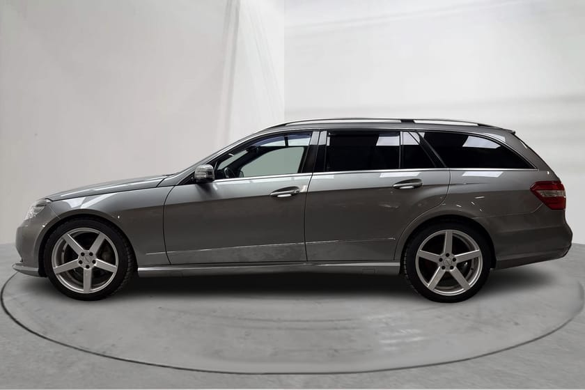 Bild 3 av Mercedes-Benz E 350 T CDI 4MATIC BE Kombi 265hk AMG Reparationsobjekt