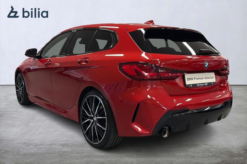 Bild 2 av BMW 118i M-sport | HiFi | Aktiv farth. | 19" | Navi