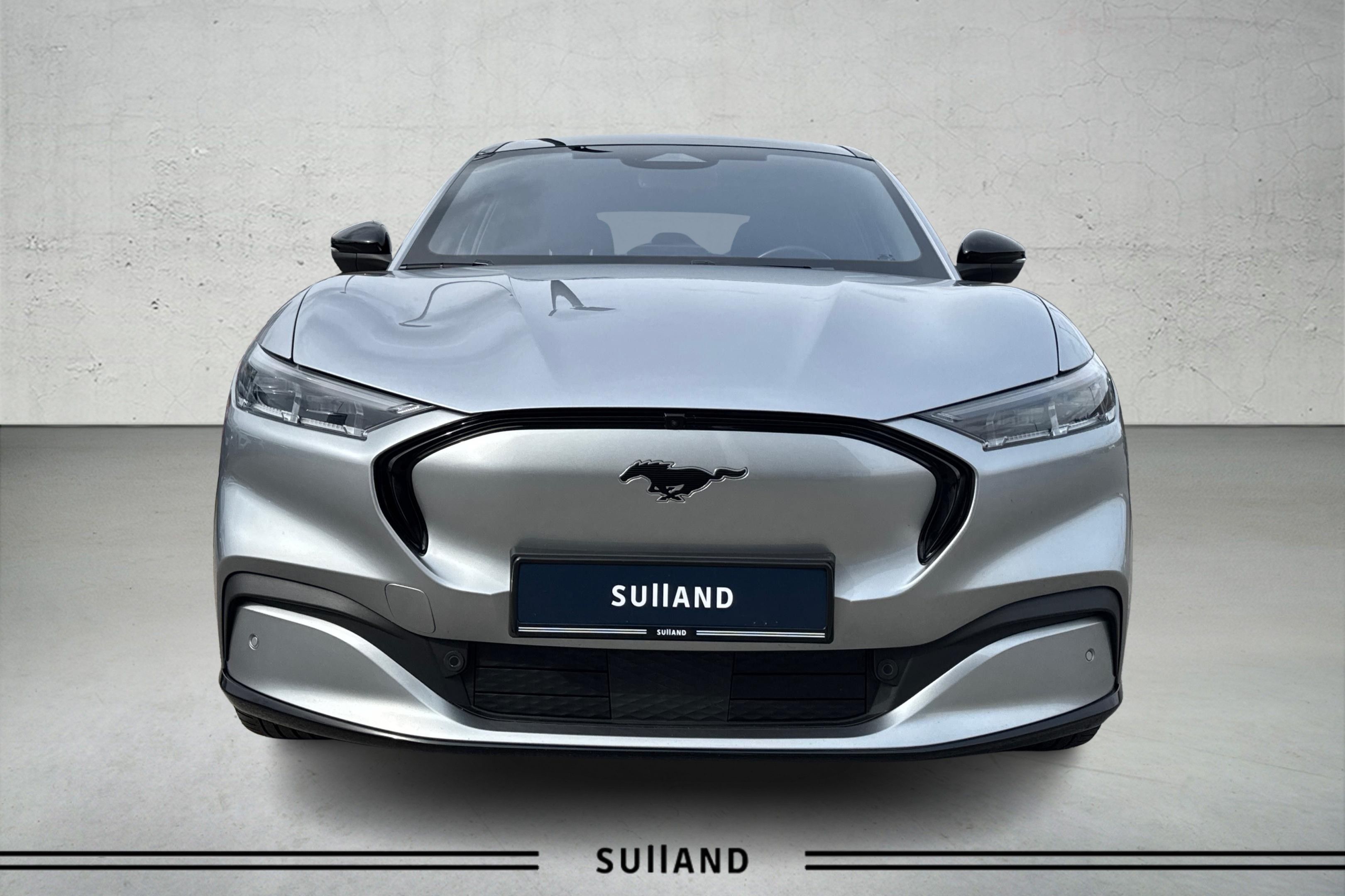 Thumnail bilde 1 av Ford Mustang Mach-E Long Range AWD