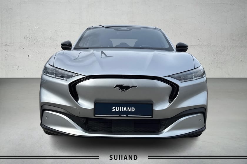 Bilde 2 av Ford Mustang Mach-E Long Range AWD HENGERFESTE | BANG & OLUFSEN | GLASSTAK