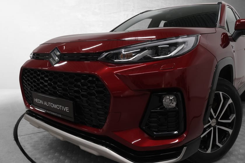 Bilde 4 av Suzuki Across Plug-in Hybrid E-Four PHEV 306hk GLX First Edition aut