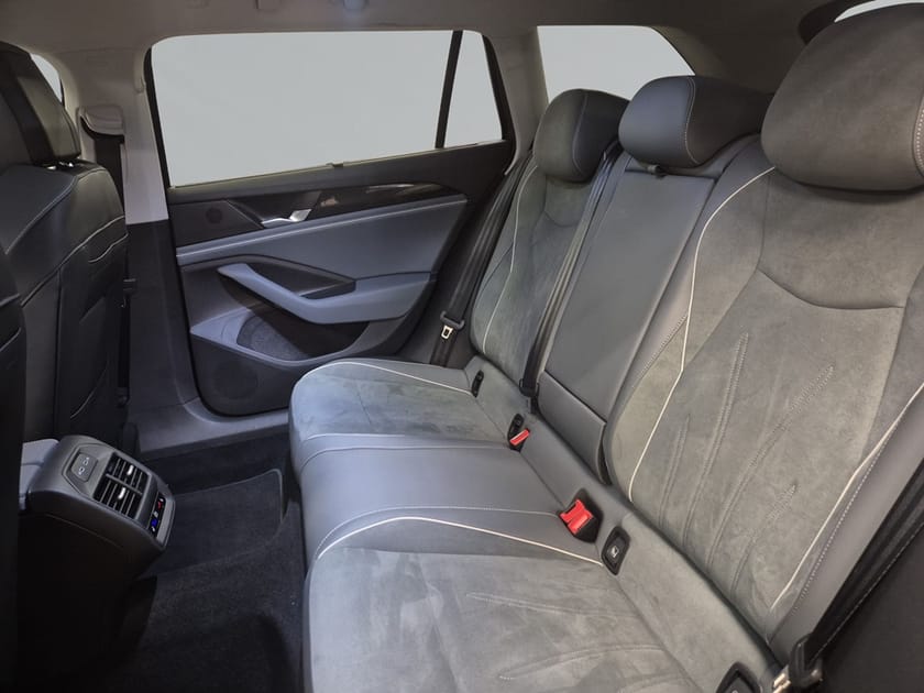 Bild 5 av Volkswagen Passat Variant eHybrid 1.5 TSI AUTO
