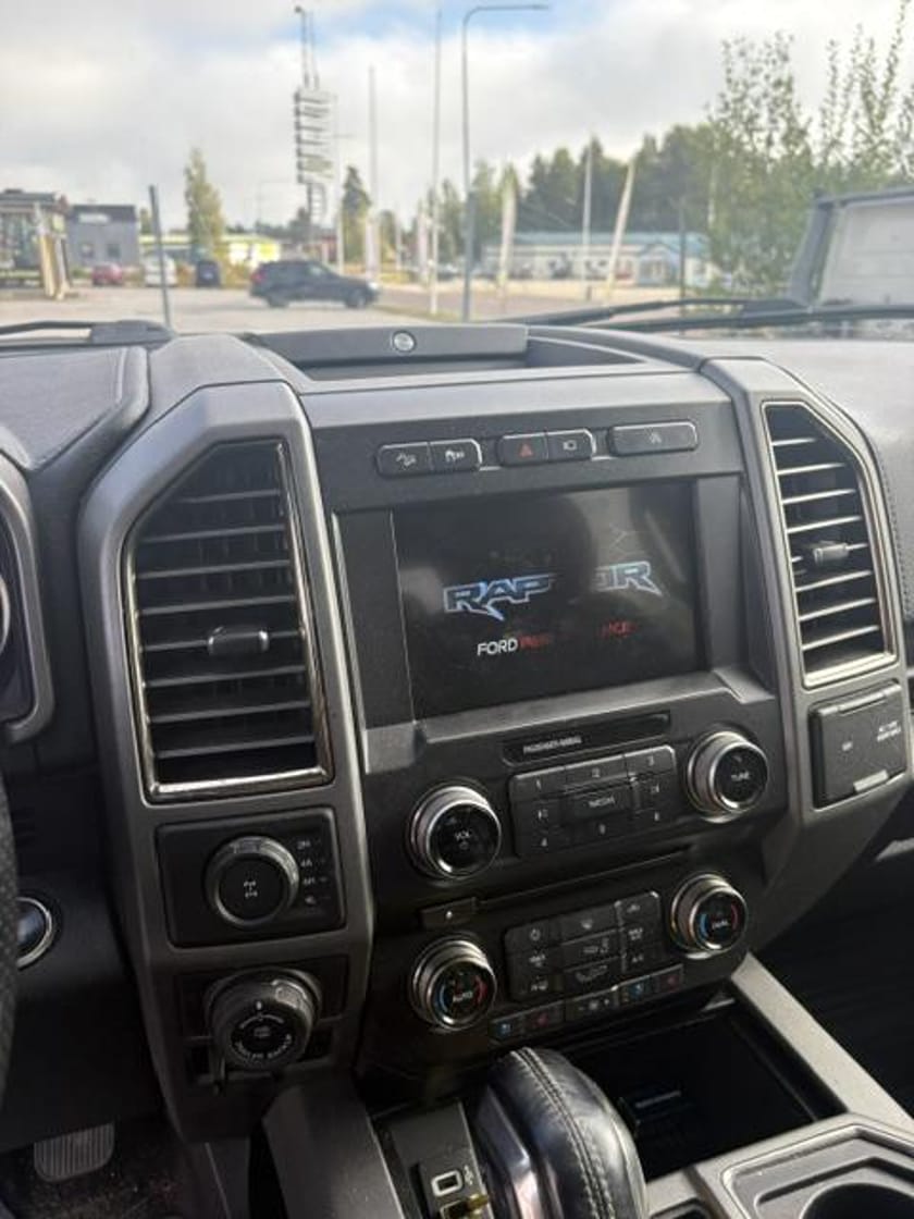 Bild 4 av Ford F-150 Raptor SuperCrew 
