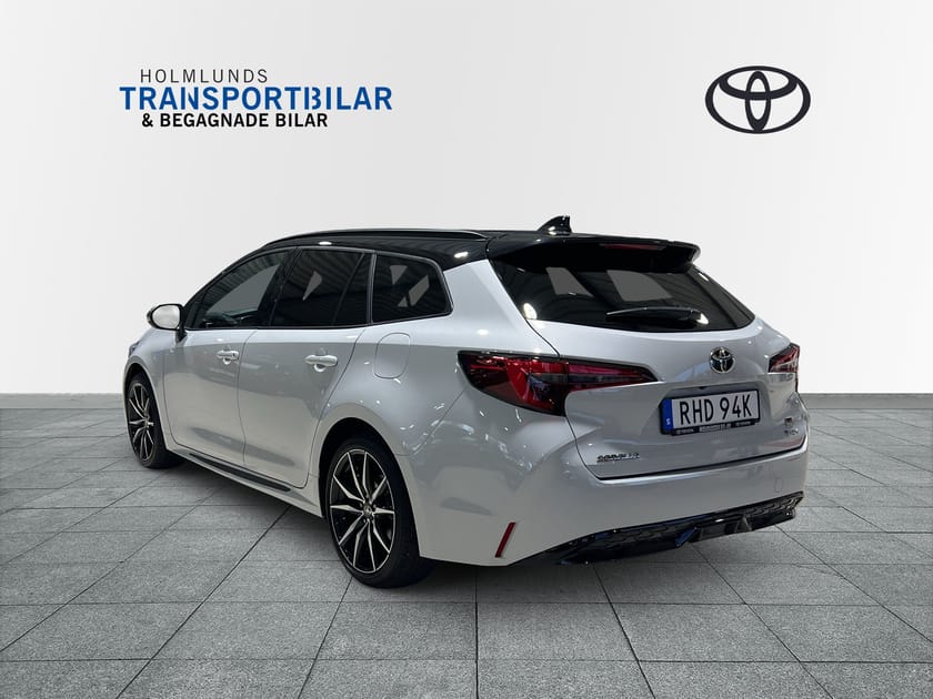 Bild 2 av Toyota Corolla Touring Sports Hybrid 2,0 GR-SPORT v-hjul