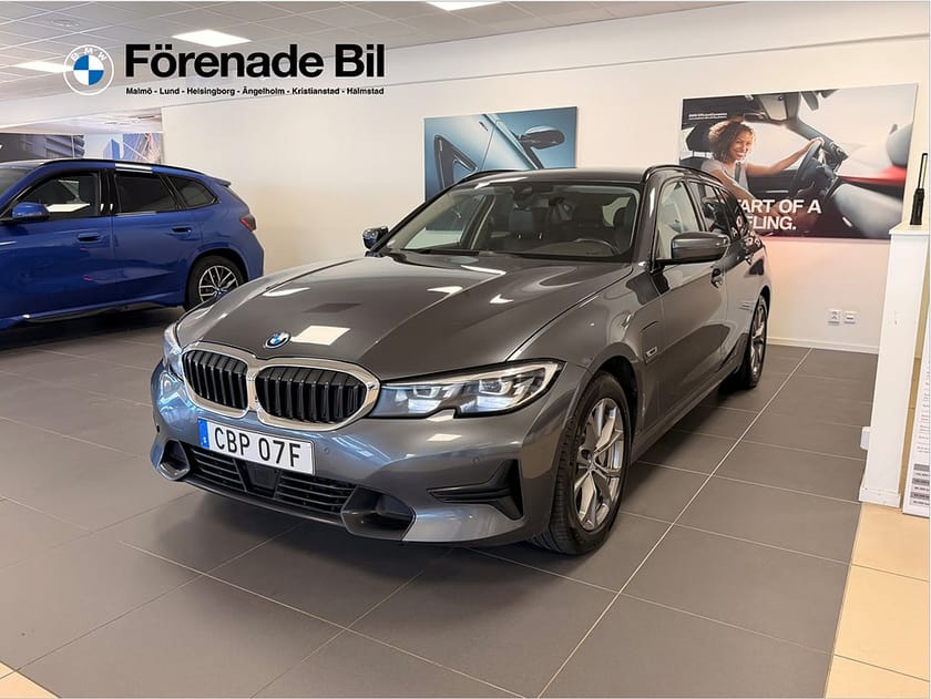 Bild 1 av BMW 330e xDrive Touring 4,95% ränta Adaptiv Farthållare