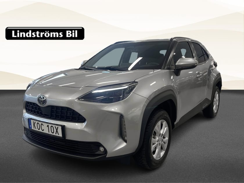 Bild 1 av Toyota Yaris Cross Hybrid 130 AWD-i Active Plus Säkerhetspaket 1.5 131hk S&V-Hjul Moms