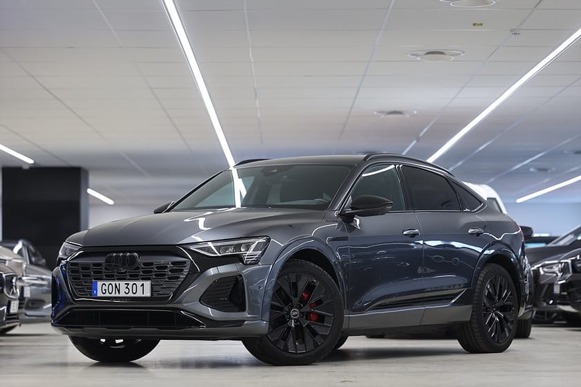 Bild 3 av Audi Q8 Sportback 55 e-tron quattro 408hk S Line Matrix 360 Pano 3D B&O Drag