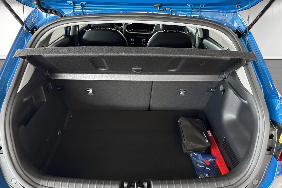 picture of a car