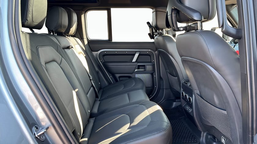 Bild 5 av Land Rover Defender P400e PHEV 110 X-Dynamic HSE