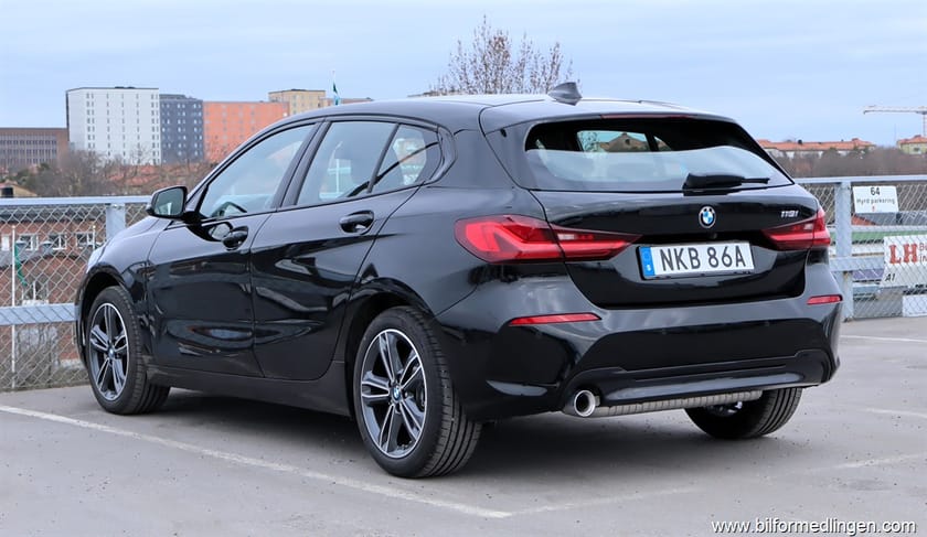 Bild 3 av BMW 118i Sport Line 1 ägare S/V-hjul Endast 634 mil!