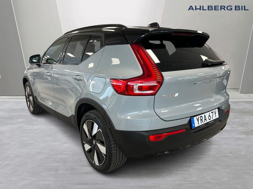 Bild 3 av Volvo EX40 Twin Motor Performance Plus Edt🟤Dragkrok Halvautomatisk, Parkeringskamera 360, Pixeltech, Motorstolspaket, Apple Carplay, Google Maps