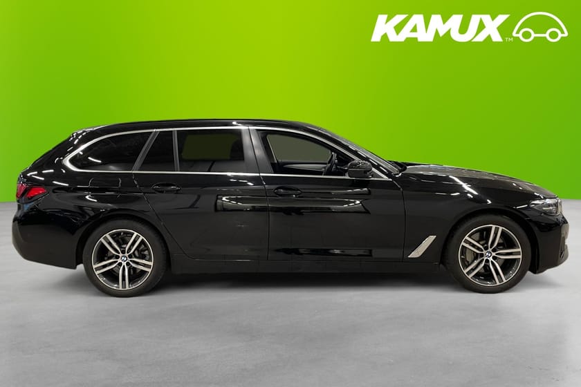 Bild 2 av BMW 530e xDrive Touring Plug-in Kamera Drag 292hk