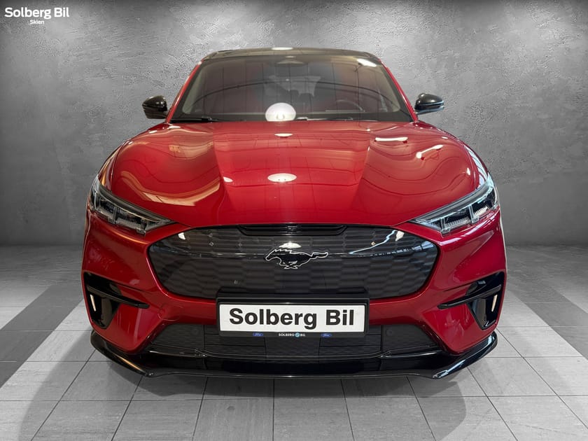 Bilde 2 av Ford Mustang Mach-E GT GT/ 22'' SOMMERHJUL/ 360.K/ LUCID.RED/ B&O/ BREMBO