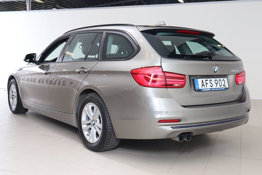 Bild 4 av BMW 320d Touring 320 Sport line 190hk Värmare Dragkrok Navi