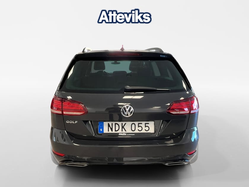 Bild 4 av Volkswagen Golf Sportscombi Highline 1.5 TSI 150hk *R-Line/Drag/Kamera*