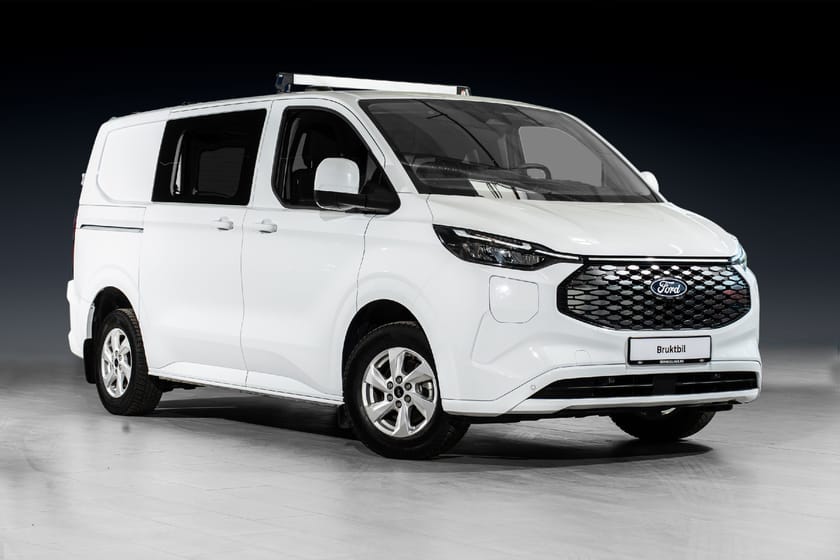 Bilde 1 av Ford E-Transit Custom 320 L1 Limited 218hk / KROK / APP / R.KAM / ACC