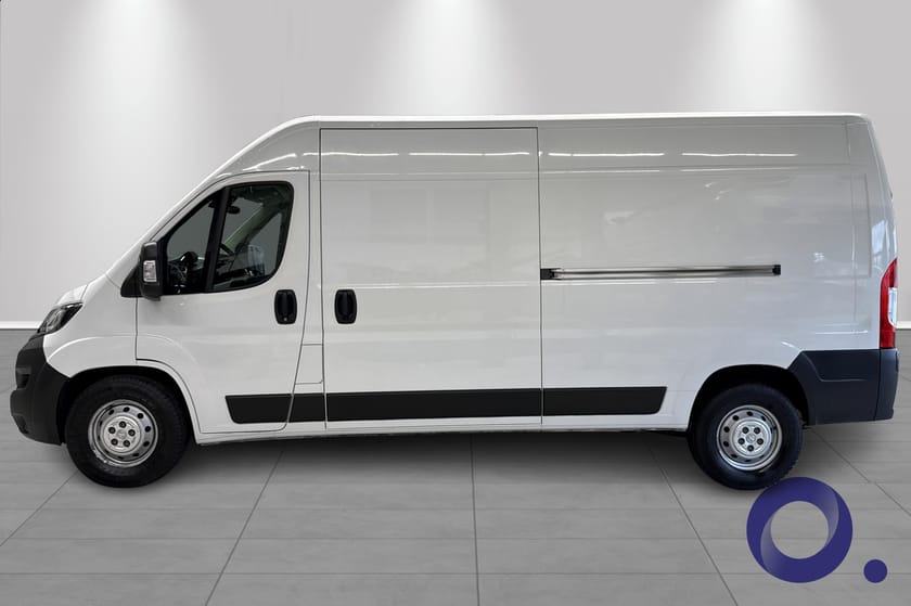 Bilde 2 av Peugeot Boxer Van Mester 435 L3H2 165 hk 13 KBM / Webasto