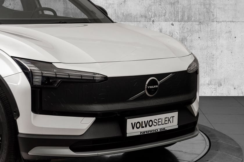 Bilde 3 av Volvo EX30 Cross Country Twin Motor Performance Ultra ACC/360'kam/Pano