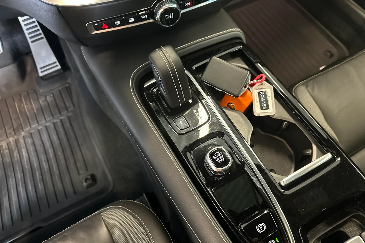 picture of a car