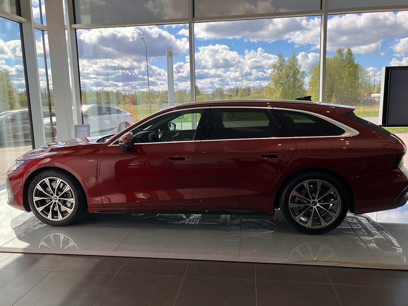 Bild 3 av Audi A6 Avant e-hybrid quattro S Tronic S Line 299hk