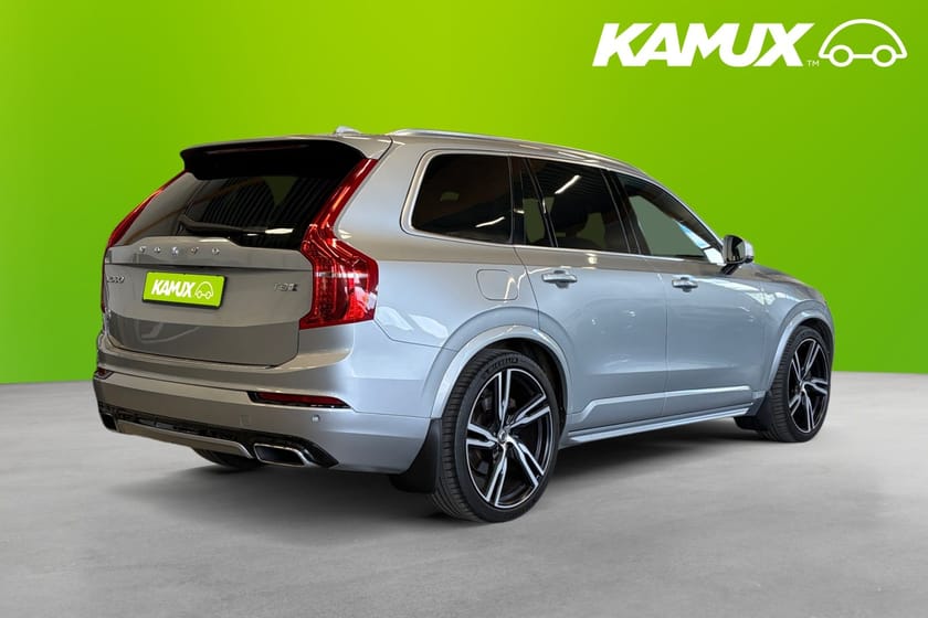 Bild 4 av Volvo XC90 T8 TwEn AWD R-Design 7-Sits 407hk Pano Skinn Drag 360 HuD