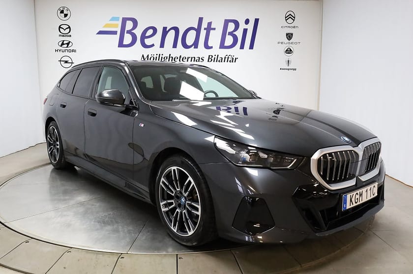 Bild 1 av BMW 530e xDrive Touring M Sport | Dragkrok / Adaptiv Farth.
