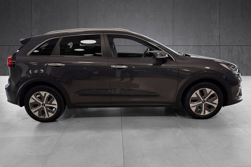 Bilde 5 av Kia e-Niro 64Kwh EXCLUSIVE /ACC/KAMERA/RATTVARME/DAB+/SKINN/JBL