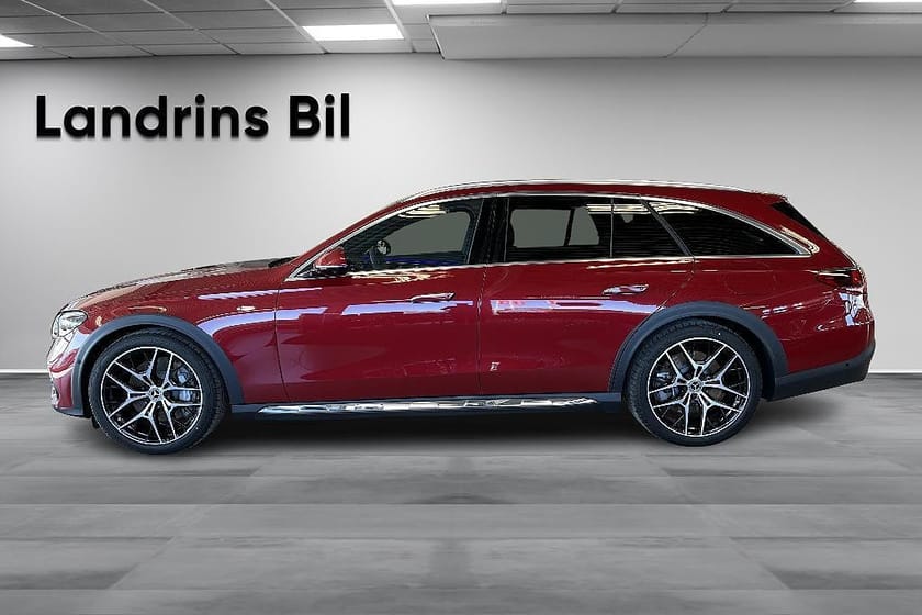 Bild 4 av Mercedes-Benz E 300 d e 4MATIC All-Terrain de All-Terrain/Luftfjädring/Superscreen/Drag