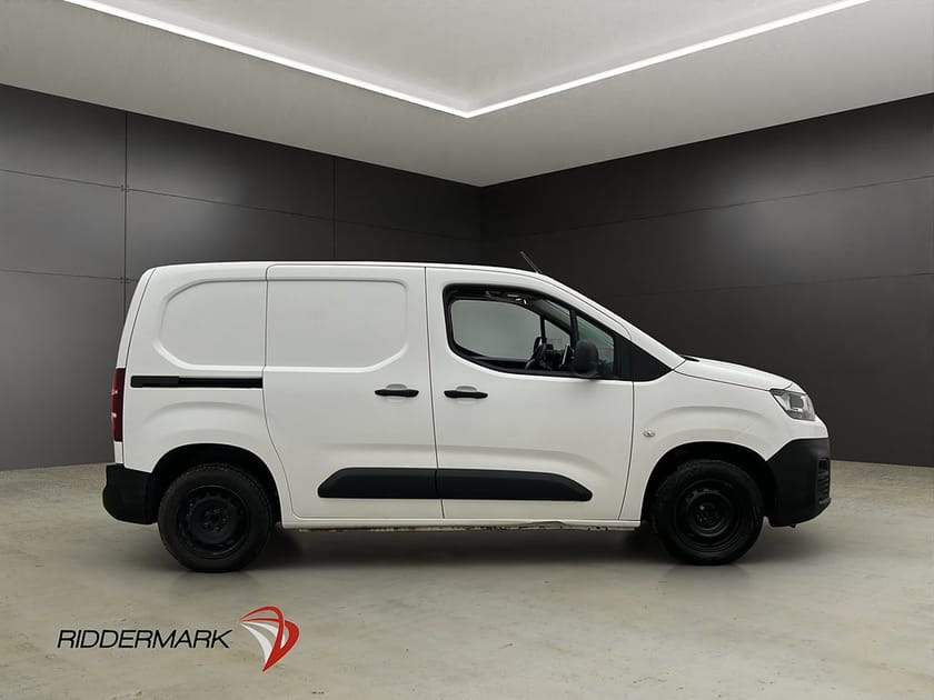 Bild 2 av Citroën Berlingo Van 1.5HDi Ny-Kamrem Värmare PDC Dragkrok Moms