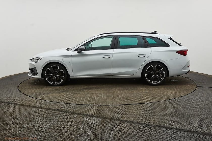 Bild 5 av CUPRA Leon Sportstourer e-Hybrid VZ 1.4 TSI 245hk dragkrok + värmare