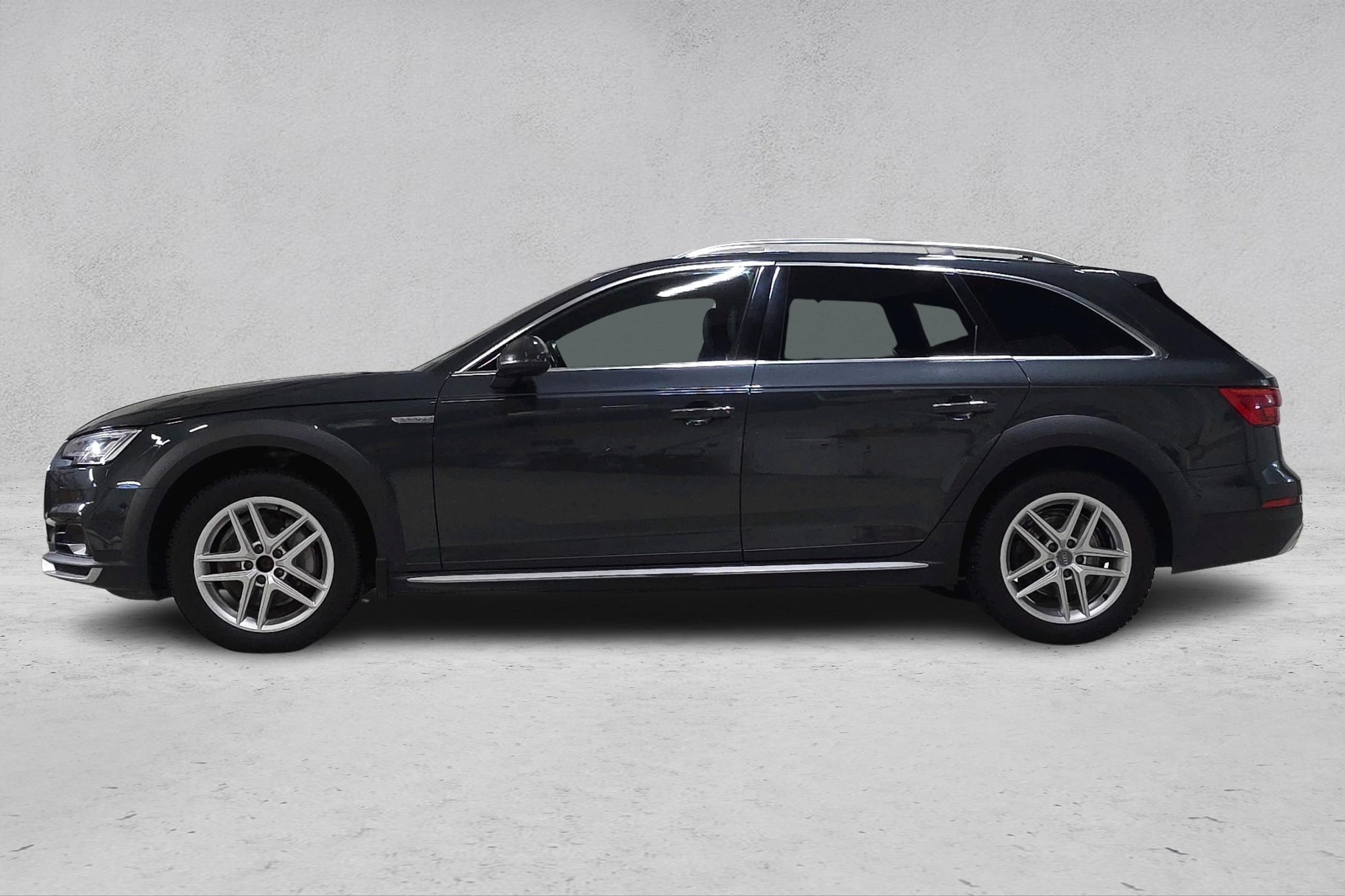 Thumnail bilde 1 av Audi A4 allroad quattro