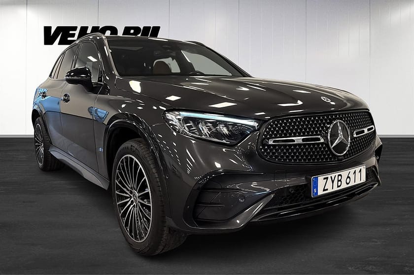 Bild 2 av Mercedes-Benz GLC 300 e 4MATIC AMG Drag Panorama Night Package Rattvärme