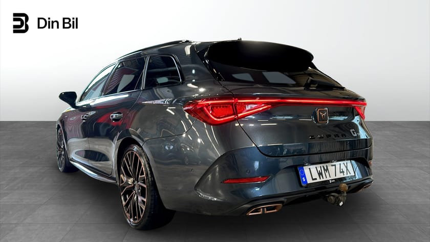 Bild 3 av CUPRA Leon Sportstourer e-Hybrid VZ 1.4 TSI 245 hk DSG6 Laddhybrid
