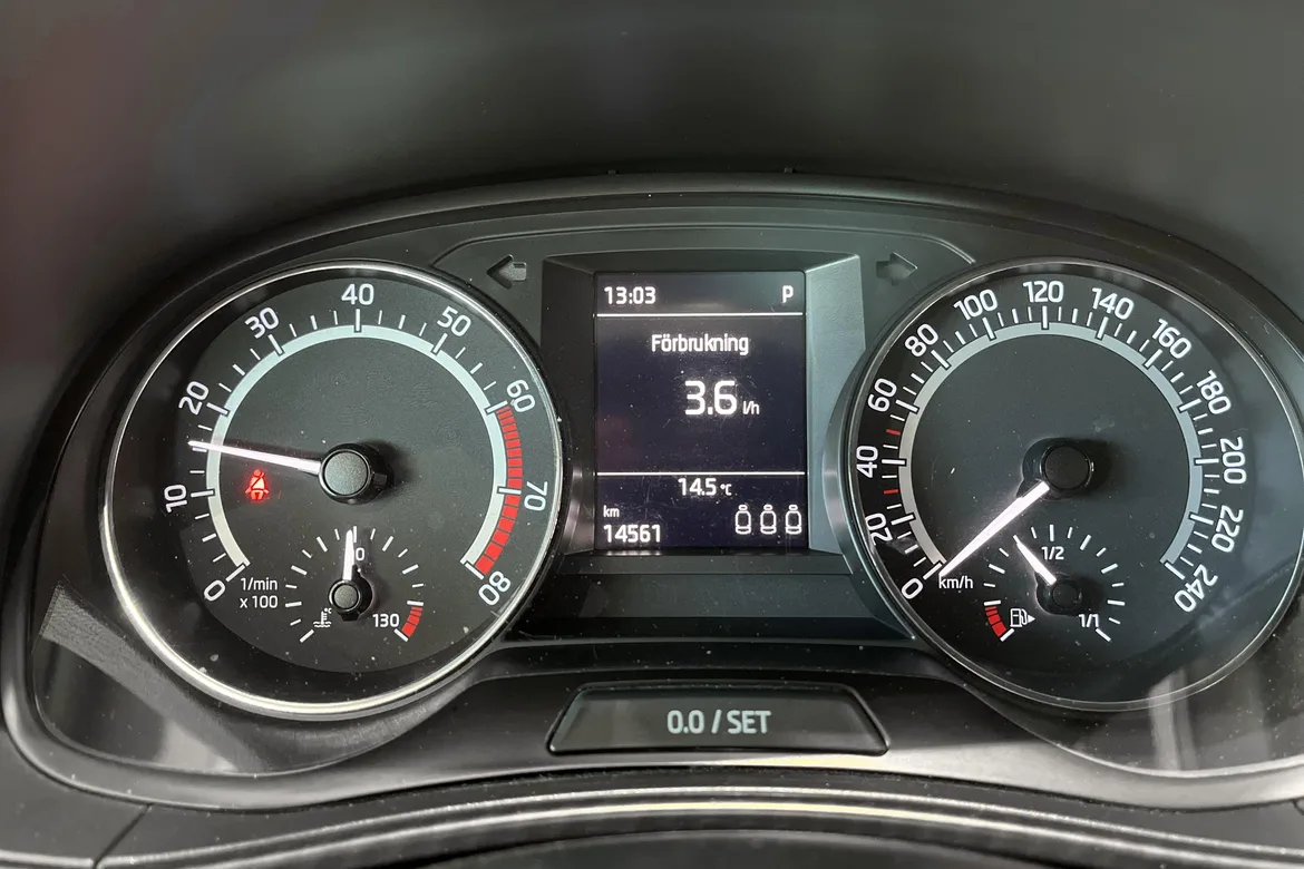 picture of a car