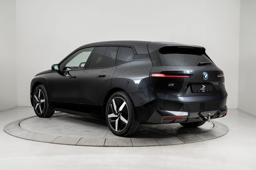 Bilde 5 av BMW iX xDrive40 Fully Charged ACC/H&K/Krok/360º/Pano/HUD