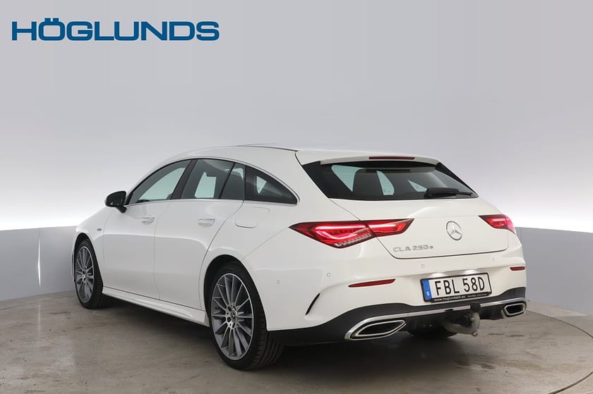 Bild 5 av Mercedes-Benz CLA 250 e Shooting Brake AMG Pano Ambient Värmare Burmester Drag