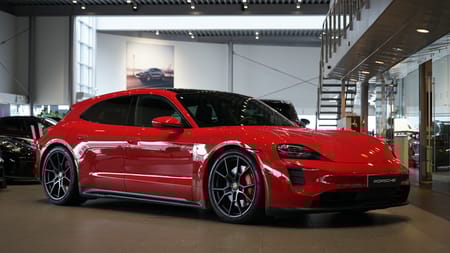 Porsche Taycan GTS Sport Turismo