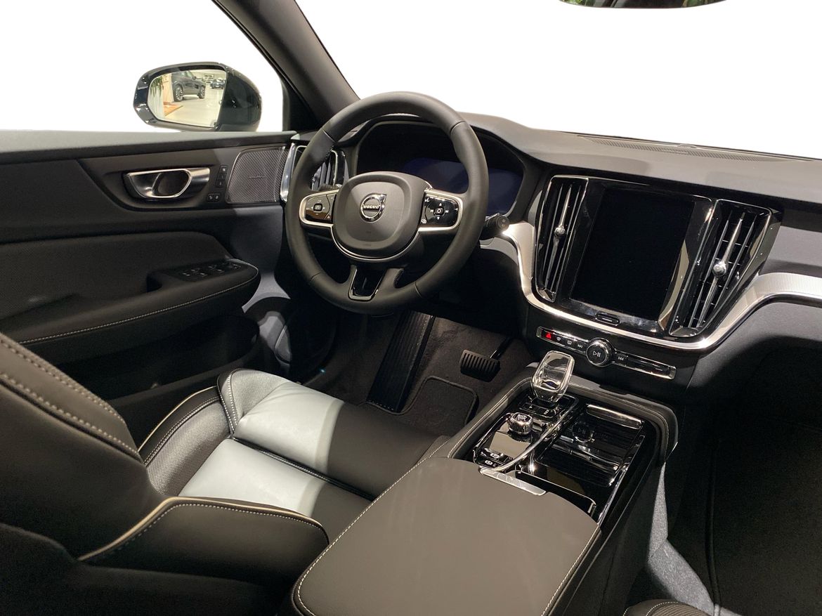 Bild 4 av 6 på bilen