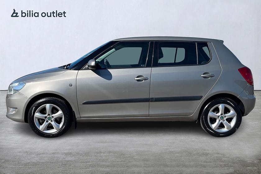 Bild 3 av Škoda Fabia Skoda 1.2 TSI Elegance 86hk / Parkeringssensorer 2 Brukare