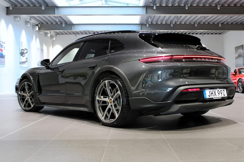 Bild 2 av Porsche Taycan 4 Cross Turismo Moms