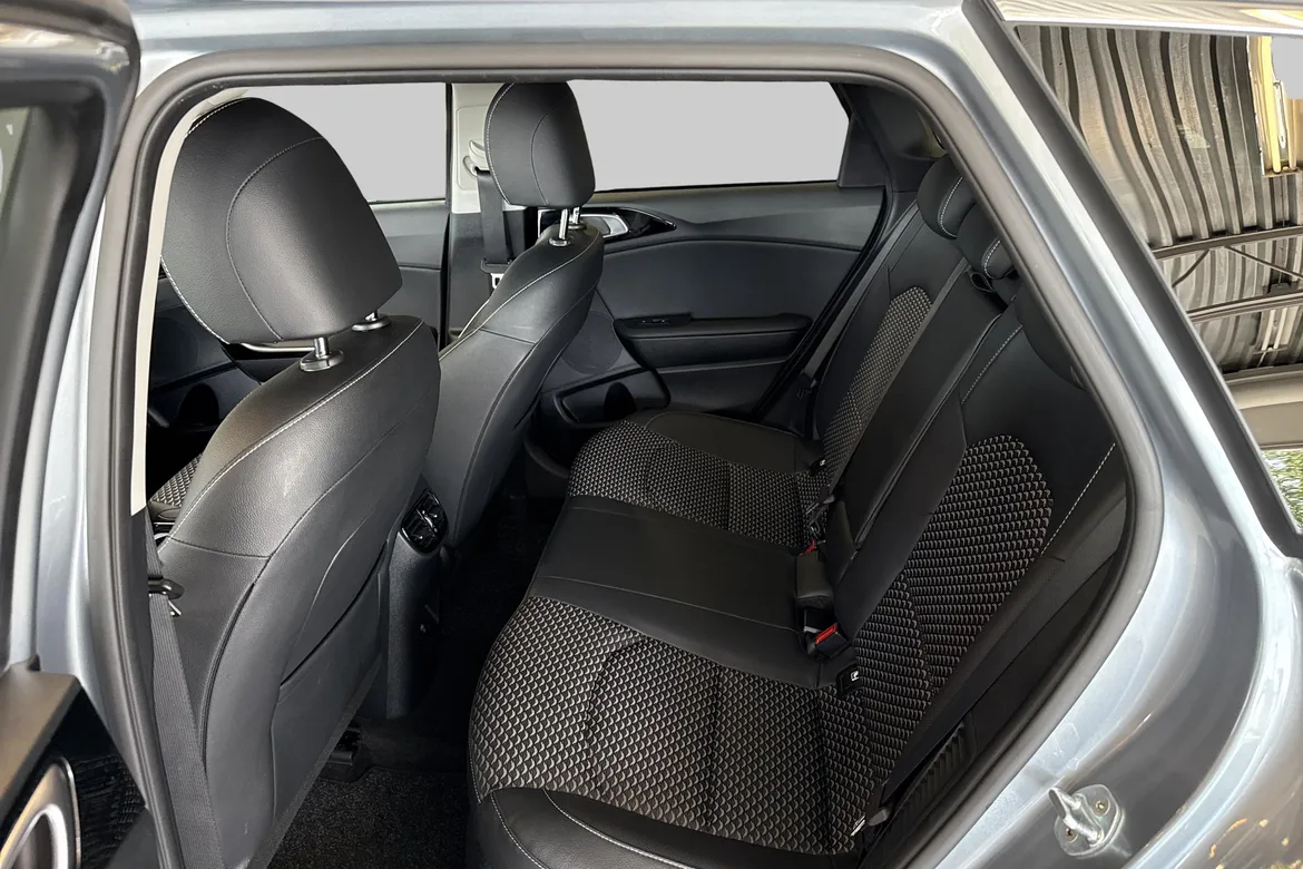 picture of a car