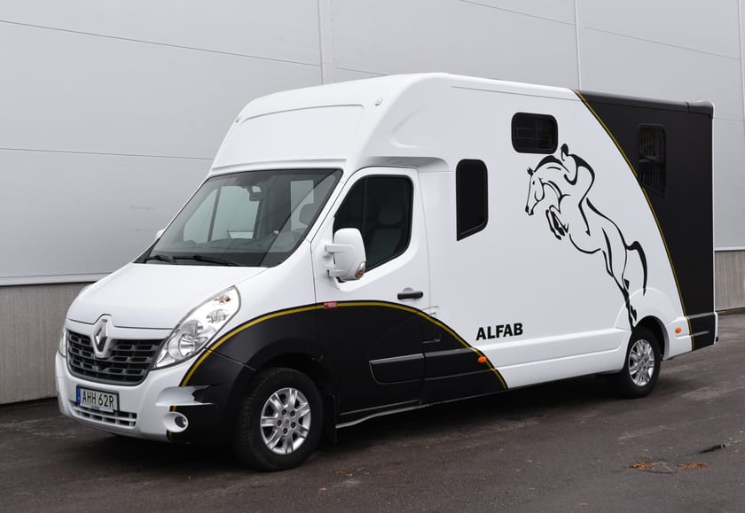 Bild 3 av Renault Trucks Master Chassi 3.5t ALFAB Hästtransport B-körkort FWD/Drag/Backkamera/Navigation