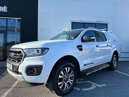 Ford Ranger Dubbelhytt Wildtrak 2.0 4x4 / Kåpa  / Värmare / Moms