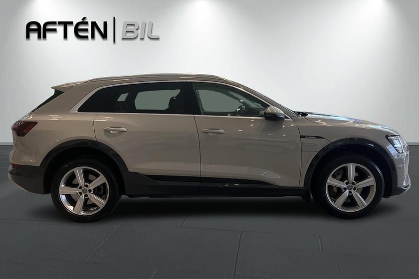 Bild 4 av Audi e-tron 55 quattro Proline med dragkrok