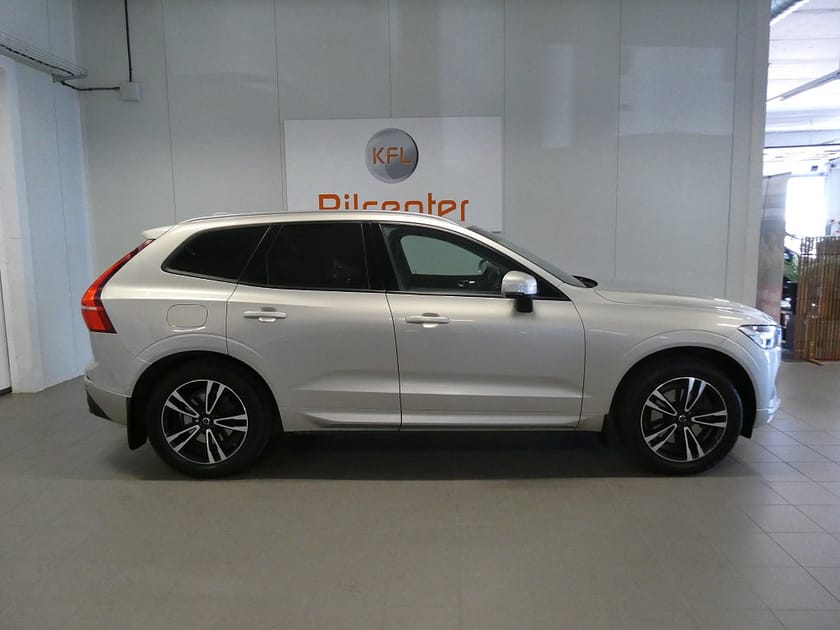 Bild 3 av Volvo XC60 T5 AWD Advanced SE II Drag-Värmare-Carplay-SoV