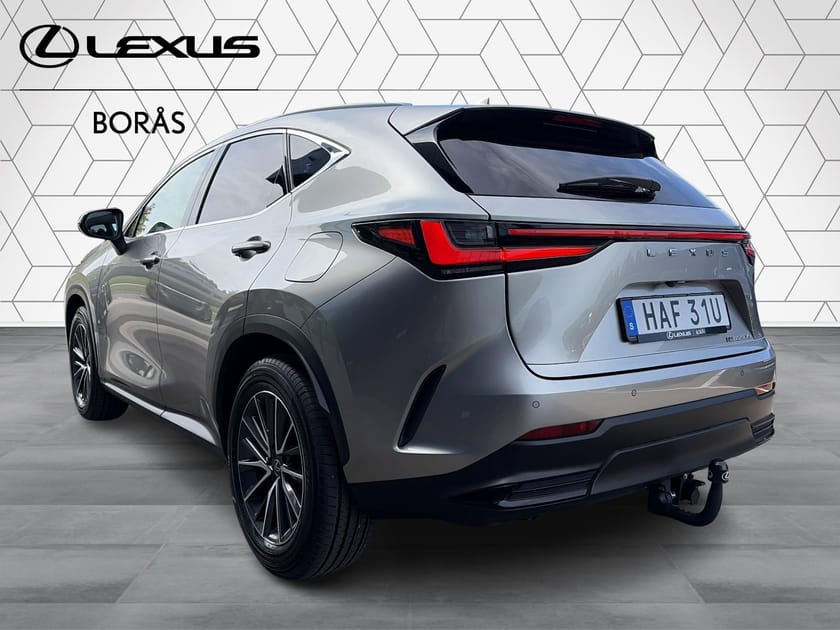Bild 2 av Lexus NX 450h+ Business Plus, Dragkrok, Moms