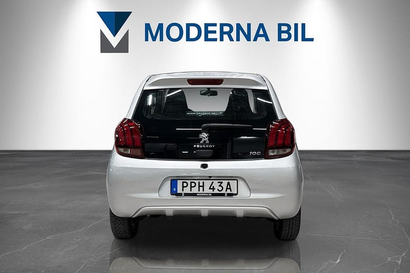 Bild 4 av Peugeot 108 5-dörrar 1.0 VTi Euro 6 Backkamera Bluetooth AC Sv-såld