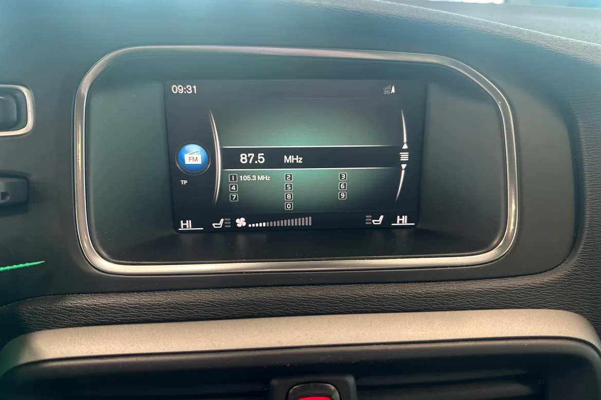 picture of a car