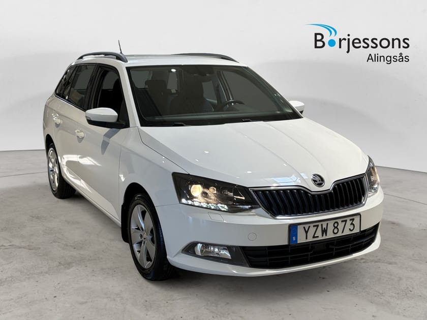 Bild 1 av Škoda Fabia Kombi Style TSI 95hk Apple Carplay & Sensorer