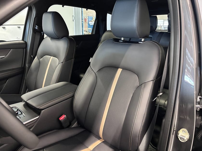 Bild 5 av Mazda CX-80 3,3 DE 254hk 6cyl AWD Homura Plus 7-sits Fullutrustad
